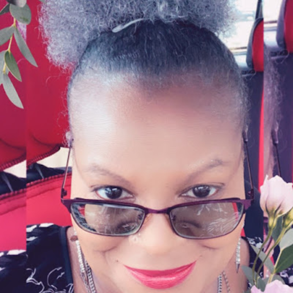 Meet your Posher, Sabrina